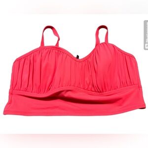New never worn TORRID bathing suit top